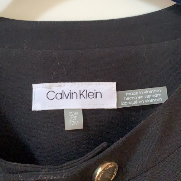 Calvin Klein Size 22W (US) Stretch Long-sleeve Jacket w/ Gold Hardware - Picture 5 of 13